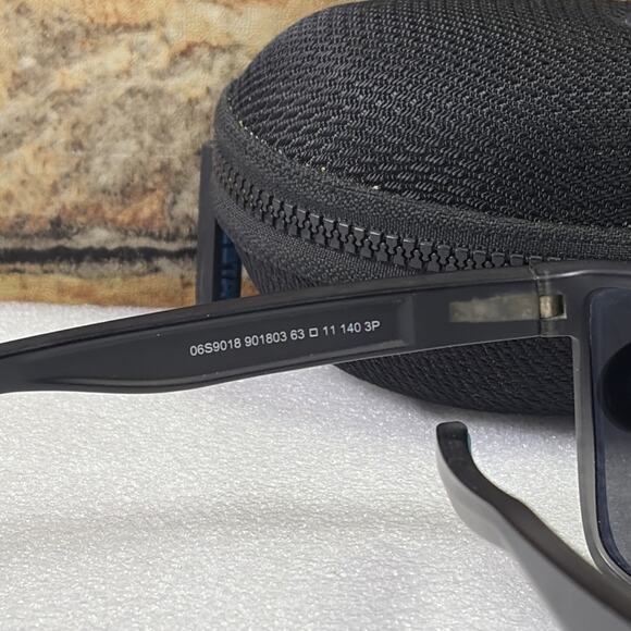 NEW COSTA DEL MAR 06S9018-901803 BLACK AUTHENTIC POLARIZED SUNGLASSES - Picture 3 of 4